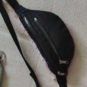 FREE ❗Black belt bag